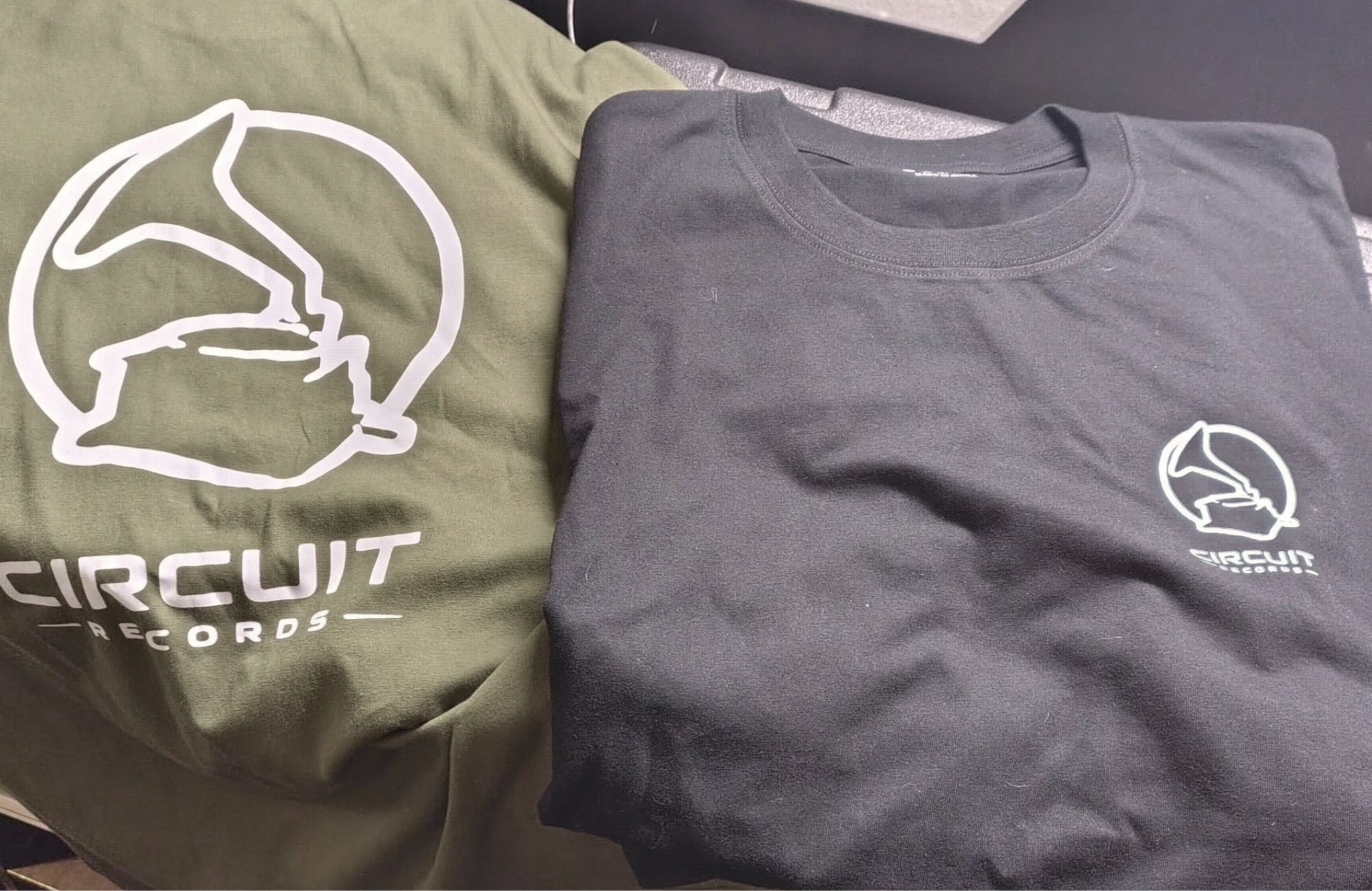 Circuit tee